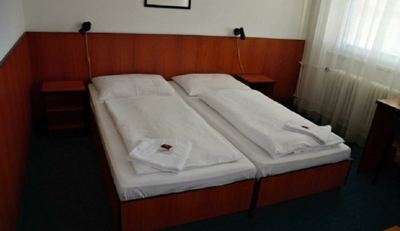 HOTEL MORAVA** Uherské Hradiště